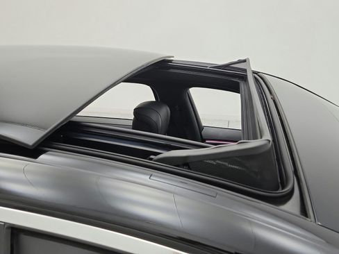 Used 2023 Mercedes-Benz S 580e 4MATIC Sedan image 19