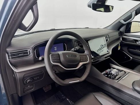 New 2026 Jeep Grand Wagoneer 4WD image 9