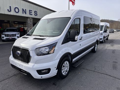Used 2024 Ford Transit 350 XLT image 2