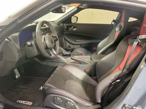 New 2024 Nissan Z NISMO w/ Floor Mat Package image 10