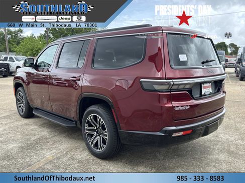 New 2026 Jeep Grand Wagoneer 2WD image 4