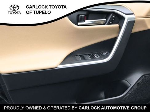 Used 2025 Toyota RAV4 Limited image 23