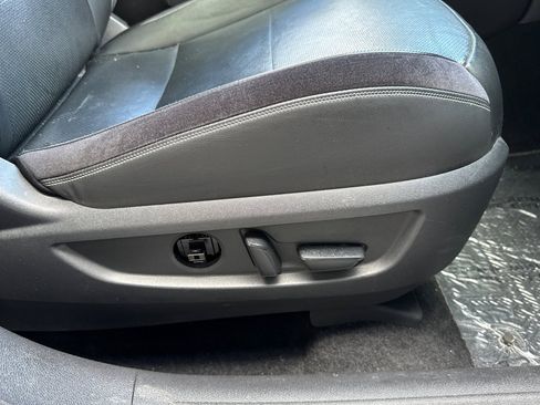 Used 2019 INFINITI QX50 Essential w/ Sensory Package image 24