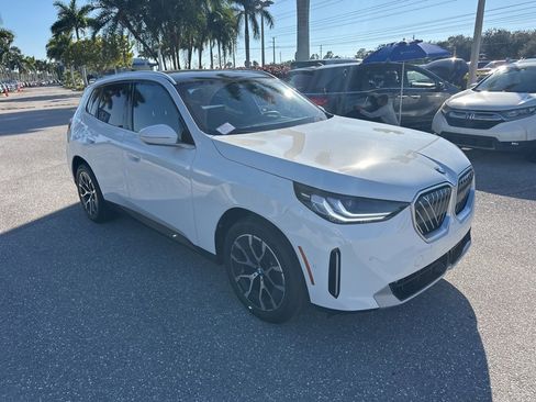 Used 2025 BMW X3 xDrive30i w/ Convenience Package image 11