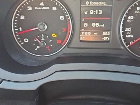 Used 2016 Audi Q3 2.0T Prestige image 24