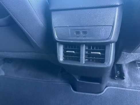 Used 2025 Chevrolet Equinox LT AWD/4WD image 43