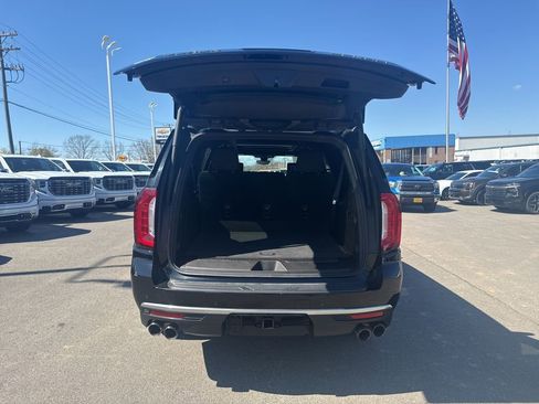 Used 2021 GMC Yukon XL Denali image 35