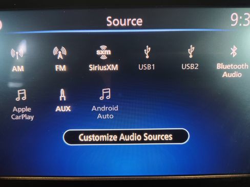 Used 2020 Nissan Sentra SR w/ Electronics Package FWD image 16