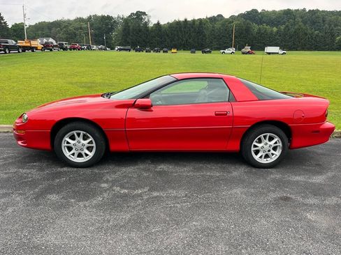 Used 2000 Chevrolet Camaro LT RWD image 4