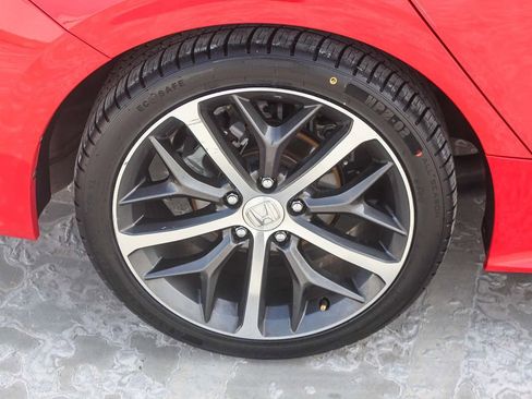 Used 2023 Honda Civic Touring image 9