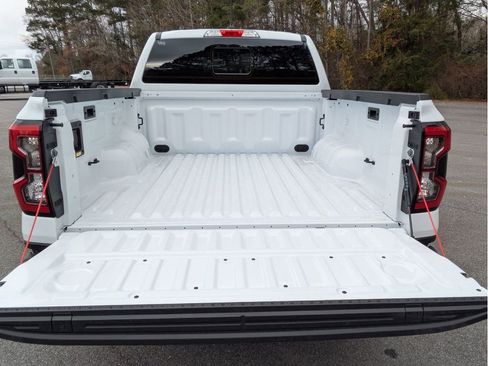 New 2025 Ford Ranger Lariat w/ Convenience Package image 6