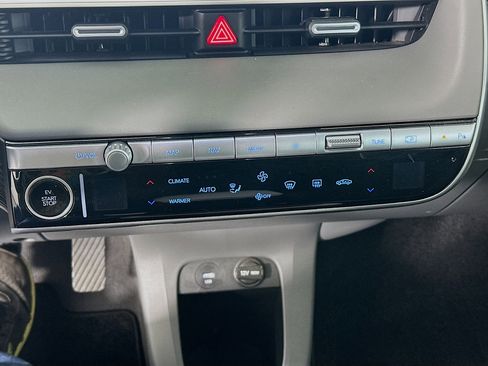 Used 2024 Hyundai Ioniq 5 SEL image 24