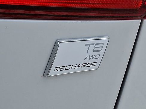 Used 2024 Volvo XC60 T8 Plus w/ Protection Package Premier AWD/4WD image 34