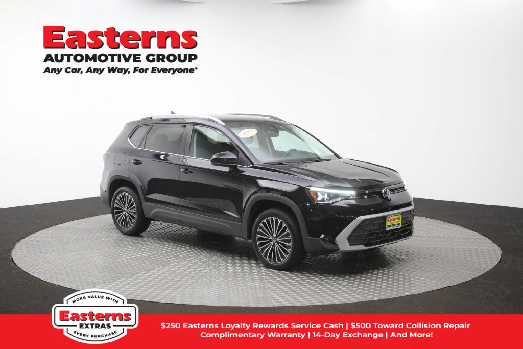 Used 2025 Volkswagen Taos SE FWD image 48