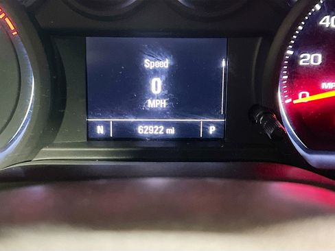 Used 2022 Chevrolet Silverado 1500 Custom image 8