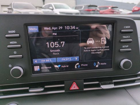 New 2026 Hyundai Elantra Hybrid FWD image 22