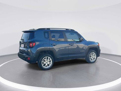 Used 2021 Jeep Renegade Latitude w/ Sun & Sound Group image 8