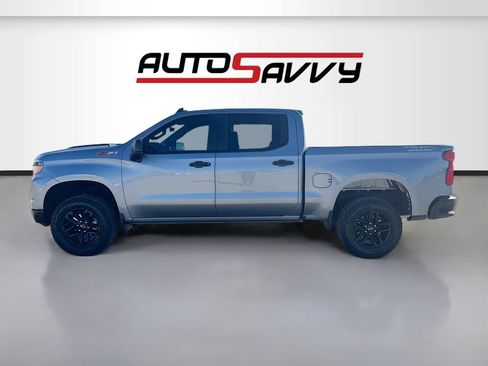 Used 2025 Chevrolet Silverado 1500 Custom Trail Boss AWD/4WD image 4