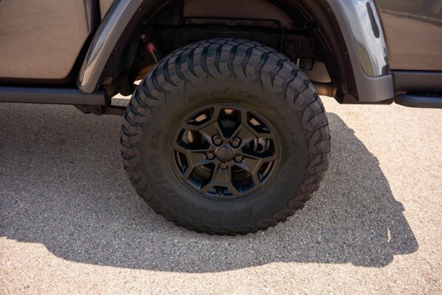 Used 2020 Jeep Gladiator Rubicon AWD/4WD image 11