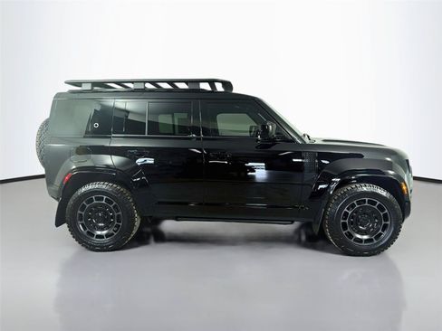 New 2026 Land Rover Defender 110 OCTA AWD/4WD image 4
