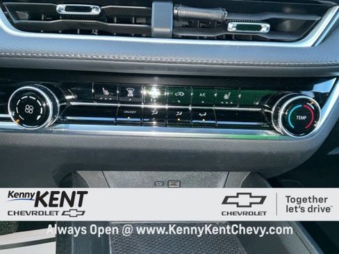 Certified 2025 Chevrolet Equinox LT image 26