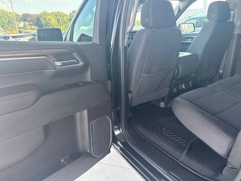 Used 2023 Chevrolet Silverado 1500 LT AWD/4WD image 30