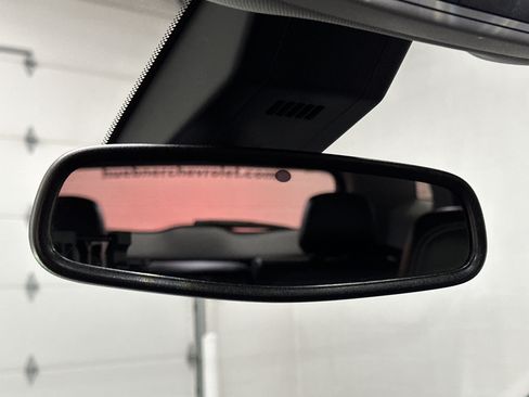Used 2022 GMC Terrain SLT w/ LPO, Floor Liner Package AWD/4WD image 32
