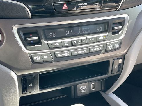 Used 2020 Honda Pilot EX-L image 34