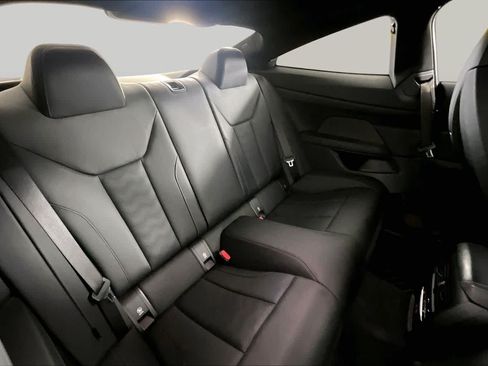 Used 2021 BMW M4 Coupe w/ Executive Package RWD image 19