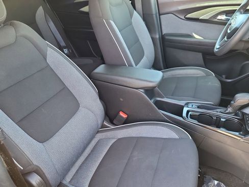 Used 2023 Chevrolet TrailBlazer LT image 16