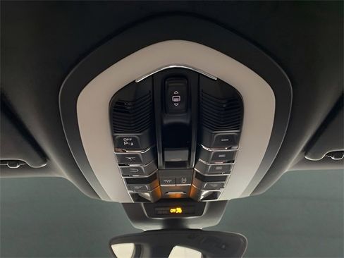 Used 2017 Porsche Macan GTS w/ Premium Package Plus image 50