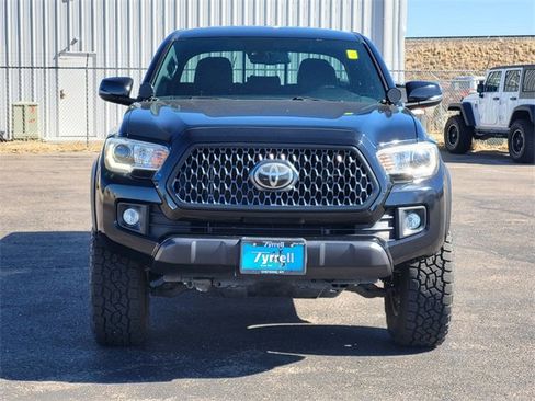 Used 2019 Toyota Tacoma TRD Off-Road w/ Technology Package image 2