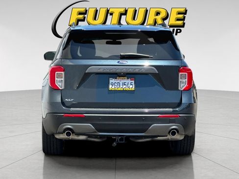Certified 2023 Ford Explorer XLT w/ Equipment Group 202A RWD image 4