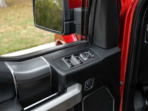 Used 2017 Ford F150 Lariat w/ Equipment Group 502A Luxury image 44