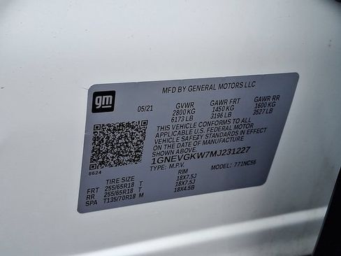 Certified 2021 Chevrolet Traverse LT AWD/4WD image 31