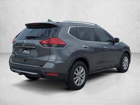 Used 2017 Nissan Rogue SV FWD image 5