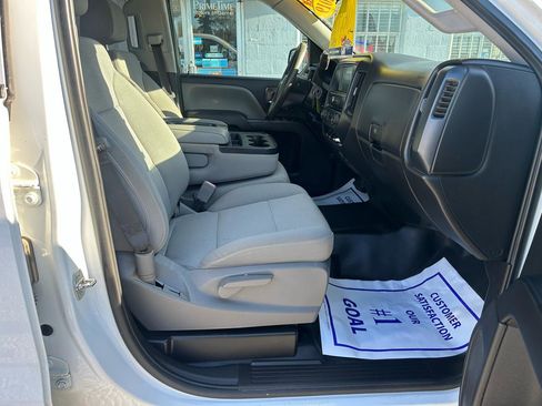 Used 2019 Chevrolet Silverado 1500 W/T w/ WT Convenience Package AWD/4WD image 15