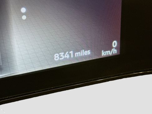 Used 2024 Nissan Ariya AWD image 19