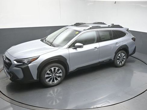 New 2025 Subaru Outback Touring w/ Popular Package #2 AWD/4WD image 47