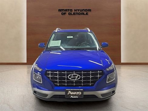 Used 2024 Hyundai Venue SEL image 9
