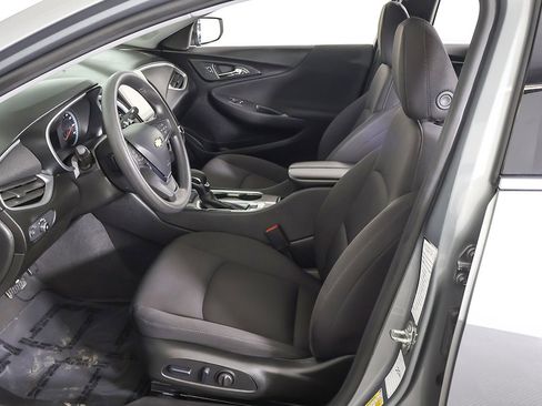 Used 2024 Chevrolet Malibu LT image 29