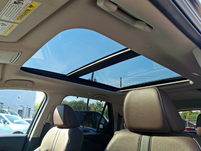 Used 2025 Honda Pilot Elite image 15