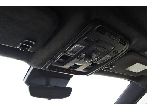 Certified 2022 Cadillac Escalade Sport Platinum w/ Heavy-Duty Trailer Package image 9