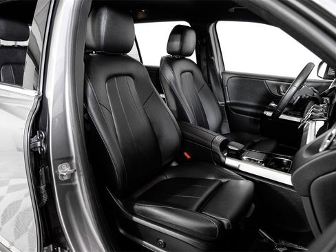 Used 2023 Mercedes-Benz EQB 250+ image 34