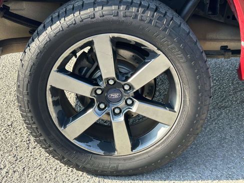 Used 2015 Ford F150 Lariat AWD/4WD image 9