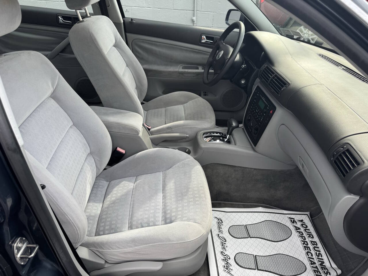 Used 2004 Volkswagen Passat GLS FWD image 23