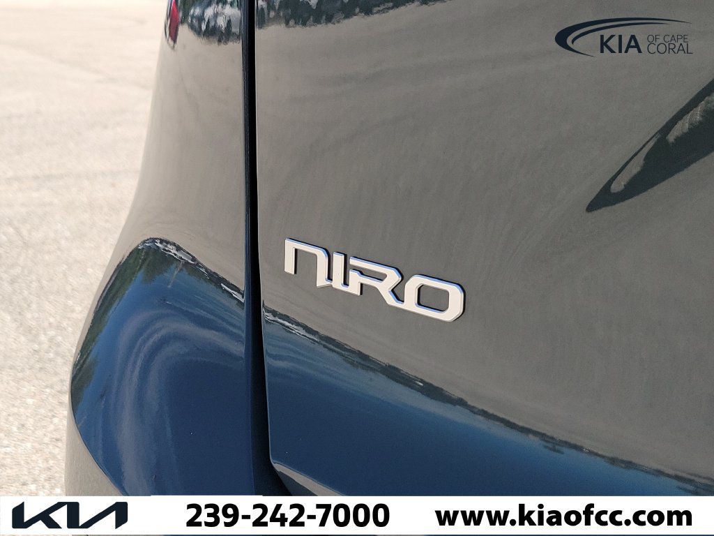 New 2025 Kia Niro Wind w/ Wind Preserve Package FWD image 10