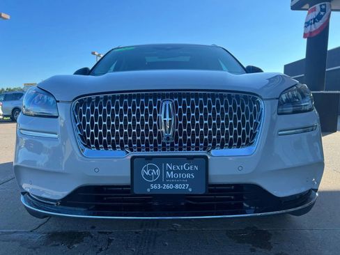 Used 2021 Lincoln Corsair Reserve w/ Equipment Group 201A image 3