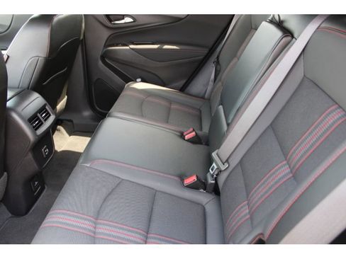 Used 2024 Chevrolet Equinox RS image 24