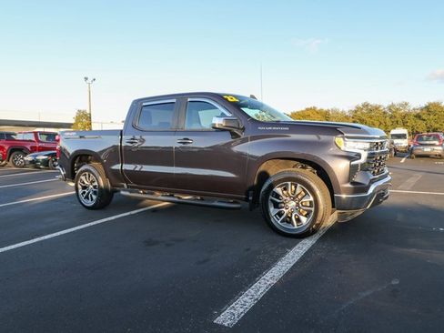 Used 2022 Chevrolet Silverado 1500 LT image 12